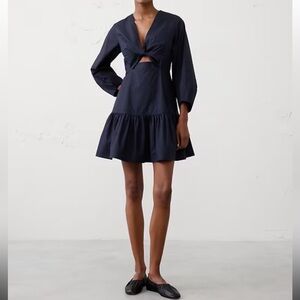 🆕 Banana Republic 100% cotton Poplin Twist mini dress in navy blue